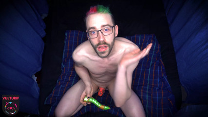 Vulturif deep throats a small Dildo and spanks himself for the bad performance thumbnail