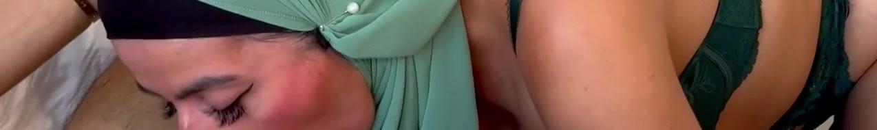 Sexy Hijabi Maid Fucks Her Boss