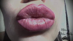 Pink-golden lip gloss fetish & worship