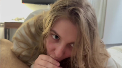 A Delivery Man with Big Dick Hard Fucks a Jucie Porn Actress and Cum in the Pussy