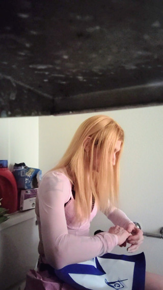 Pissing with Guinevere in the bathroom