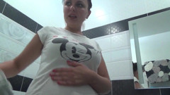 Sexy Kate peeing for you
