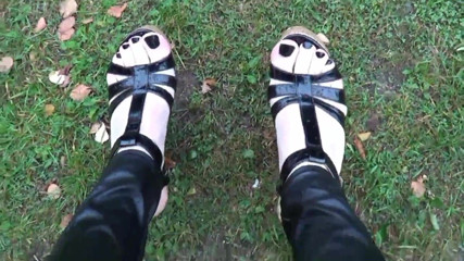 sexy stroll in the park