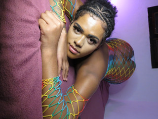 Juliana Bombom First Time At The Studio: Exclusive Debut Scene