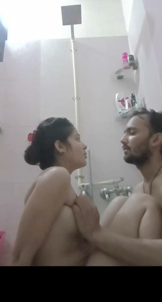 Desi Indian Bathroom Hot Teen Sex