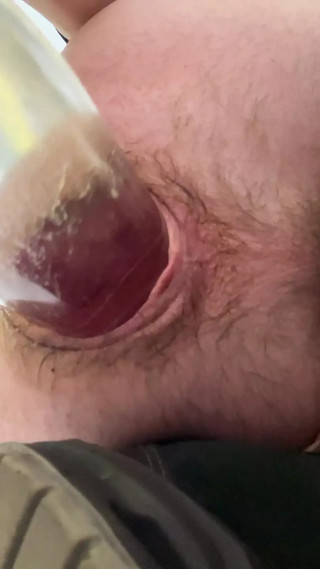 Dildoing my ass