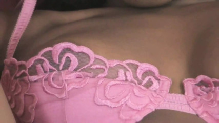The first porn of a big ebony slut who wants to enjoy with sex toys and touch herself with her fingers