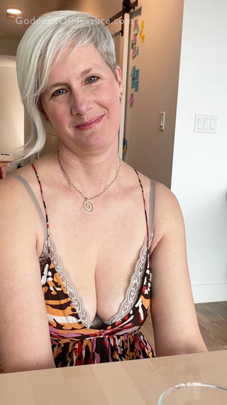 Alone with my Best Friend's Mom – Hot MILF JOI Countdown
