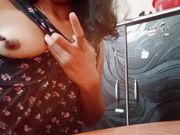 Indian girl desi pussy resing lickwet crimi pussy