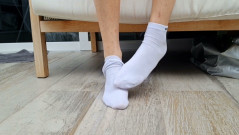 White Ankle Sock Peal & Reveal: Slim Arch and Delicate Toes