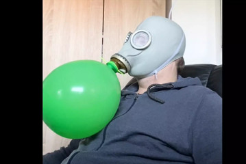BHDL - N.V.A. GASMASK BREATHPLAY - TRAINING WITH VODKA FILLED BALLON BREATHBAG