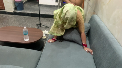 Khoobsurat Akeli Bhabhi Ne Choot Di....