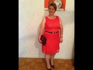 Mature Mom Dressed Undressed! Animation!