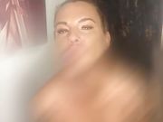 Hot Instagram Model! Leaked naked clip! Complete Naked Pussy!