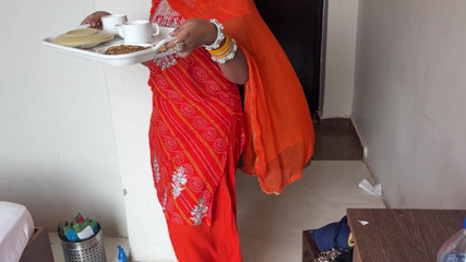 Round & Brown Ass Bhabhi Serving Her Thick Pussy with Breakfast