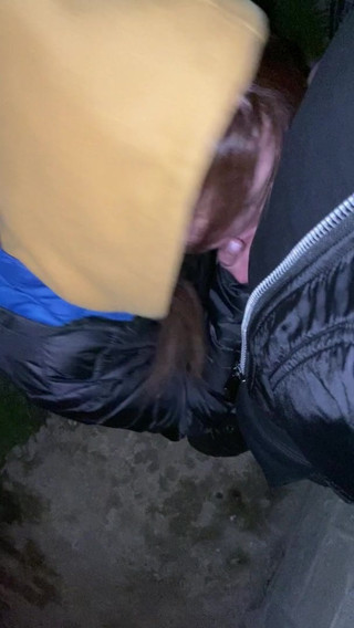 juicy blowjob in a public place