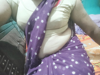 Hot Indian femboy dancing on bhojpuri songs thumbnail