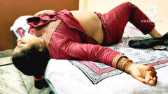 Gym Bhabhi's Masturbation in Hindi