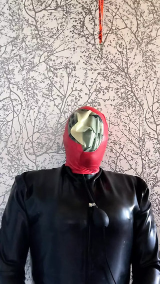 Double latex mask breath play