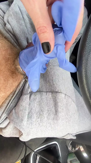 Crack head wanking in car