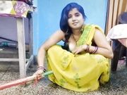 Indian nokrani ke sexy big boobs and young hot boy xxxsoniya 