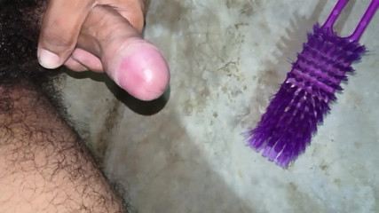 Hi guys I am enjoying in bathroom