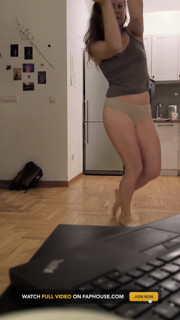 Home Princess Is Alone. She Dances