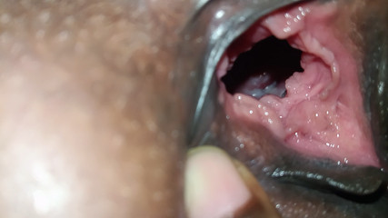 Desi bhabhi ki hot chut mein ungali ki