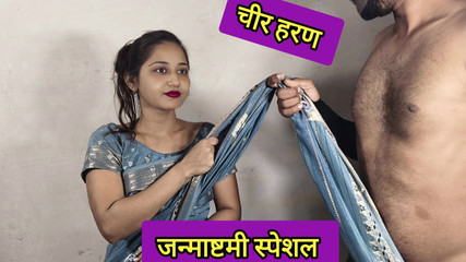 18 Years young Neighbor's Girl Was Alone At Home Boy fuck And Started Having Sex With Hindi Audio