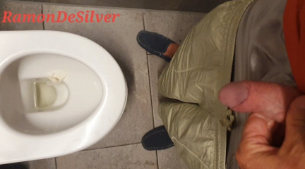 Master Ramon pisses Tavern Toilet full of his golden juice