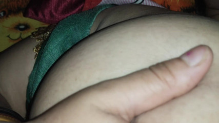 Desi wife doesn't like husband's Dirty Hindi talking