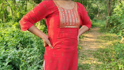 Hot behan ko jungle mein pakad ke choda indian leaked MMS, desi village beautiful stepsister viral MMS HD Xxxx