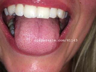 Mouth Fetish - Diana Mouth Video 1