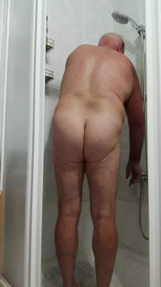 Shower and Pee