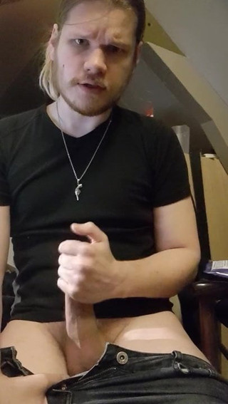 Quick thick cumshot.