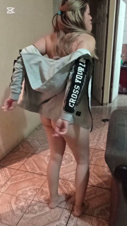 My sister-in-law dances for me to break her ass