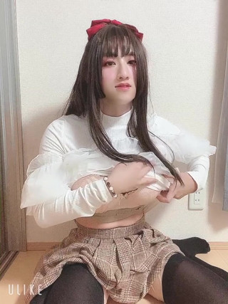 Japanese crossdresser masturbates cum and Lick semen