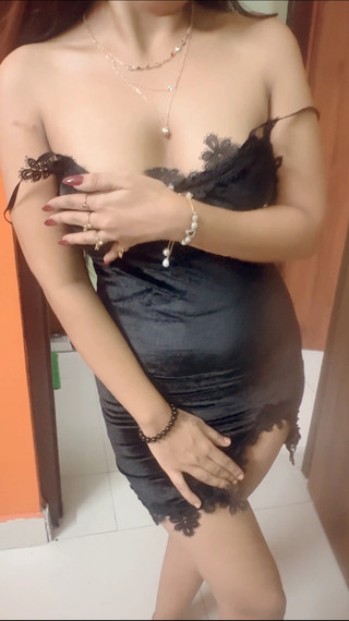 StepSister gets creampie from Stepbrother when parents are out. Indian Sex