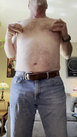 Daddy strips stokes shoots