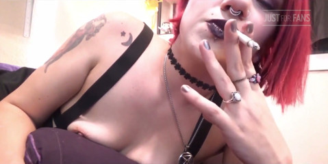 Smokey Goth Slut