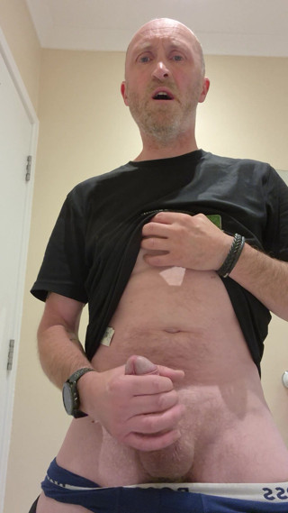 Wanking ready to cum