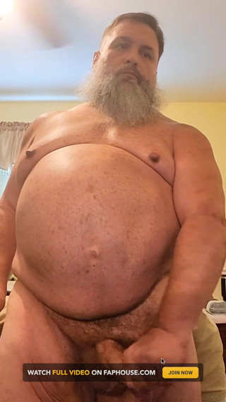 Stepdaddy Bear Gets Verbal and Cums