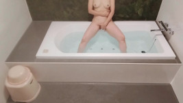 Bathtub wank  wank that makes you ejaculate so violent it destroys your cunt akeieroi | Japanese Porn Updates