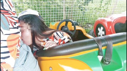 Fun Risky Public sex in amusement park (real)