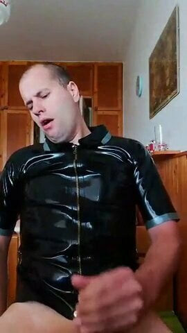Cum in latex