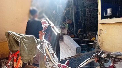 Her stepcousin was so excited