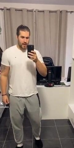 Huge bulge in trackies