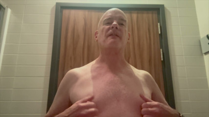 Daddy Cum Pig nipple play at the Gym
