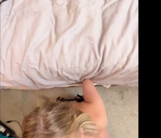 I Played with My Pussy Before Getting a Facial
