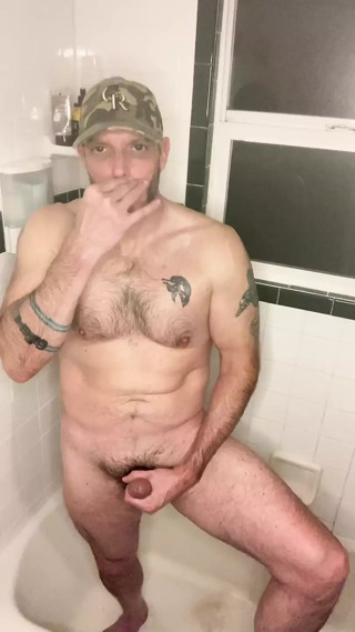 Muscle Bear Post Gym Workout Shower Jacking
